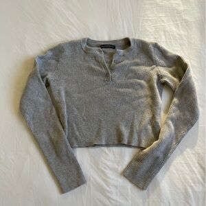 Brandy Melville gray long sleeve
